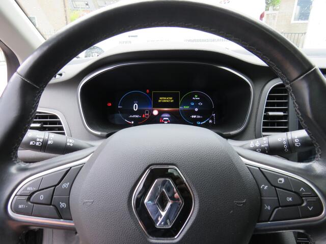 Renault MEGANE Estate 1.6 E-Tech Plug-In Hybrid 160 Business Edition One * Rijklaarprijs incl. garantie * Trekhaak * Schuifdak * Bose * Camera * Lederen bekleding *