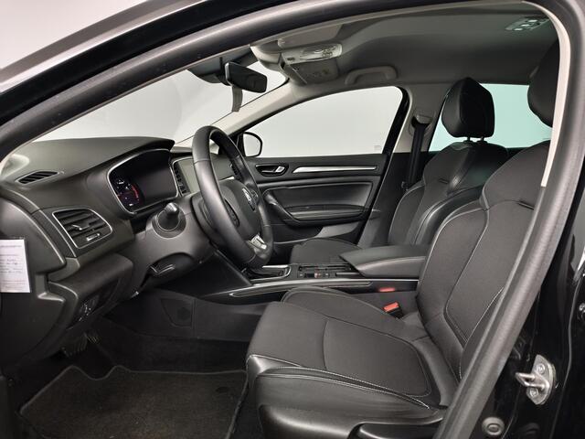 Renault MEGANE Estate 1.3 TCe 140 EDC Techno | Trekhaak | All-season banden | 1.700 kg trekgewicht | Volledig dealer onderhouden