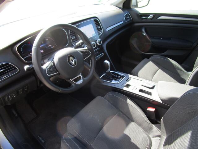 Renault MEGANE Estate 1.6 E-Tech Plug-In Hybrid 160 Business Zen