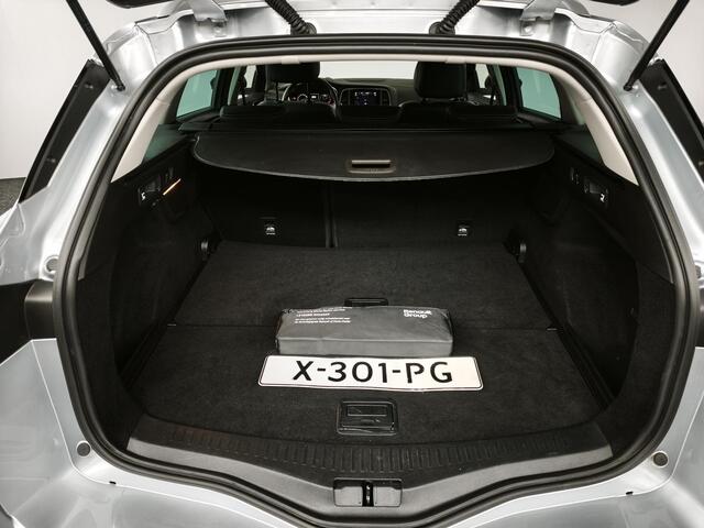 Renault MEGANE Estate 1.3 TCe 140 Techno | Trekhaak |