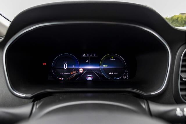 Renault MEGANE Estate 1.6 E-Tech Plug-In Hybrid 160 Intens | LED | Carplay