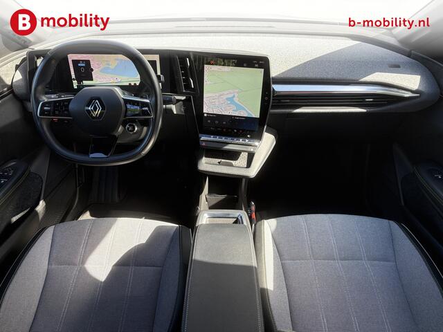 Renault MEGANE E-Tech EV60 Optimum Charge Iconic SOH 94,6% Snelladen Achteruitrijcamera | Stoel/Stuurwielverwarming | Apple CarPlay | DAB Audio