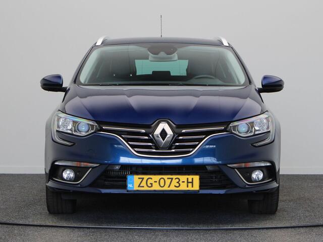 Renault MEGANE Estate 140pk TCe Bose | Dealer onderhouden | 1700kg geremd | Achteruitrijcamera | Dodehoeksensor |
