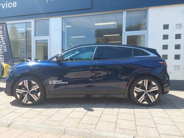 Renault MEGANE E-Tech comfort range Business Edition 60 kWh Google Intergratie / Achteruitrijcamera / Draadloze Oplader / Multi Sense DEMO