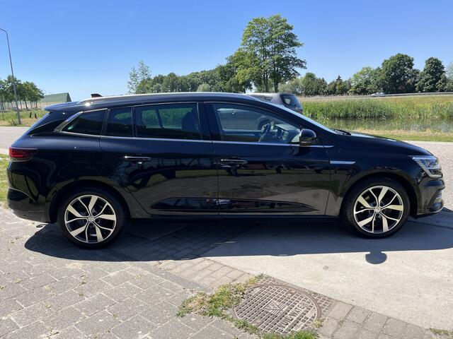 Renault MEGANE Estate 1.3 TCe 140PK Techno / Trekhaak / Camera / Parkeerhulp V+A / Stoelverw. Stuurverw. / LMV /