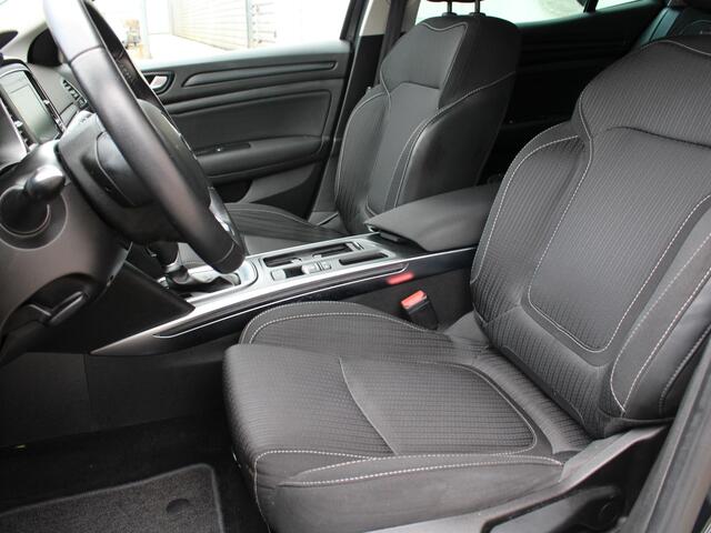 Renault MEGANE 1.2 TCe Limited | APPLE CARPLAY / ANDROID AUTO | CRUISE CONTROL |
