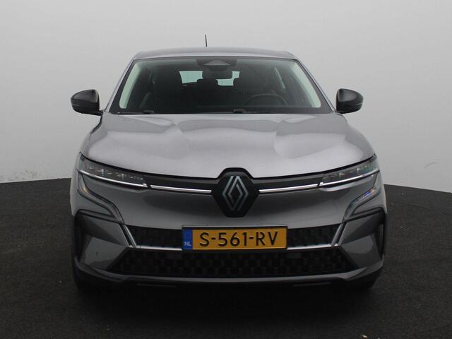 Renault MEGANE E-Tech EV60 220pk Optimum Charge Equilibre | Pack City met parkeersensoren v+a | Pack Comfort met o.a. climate control | 9" OpenR link multimediasysteem met Apple CarPlay & Android Auto |