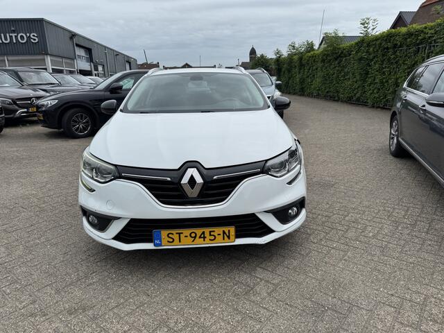 Renault MEGANE Estate 1.5 dCi Eco2 Limited B
