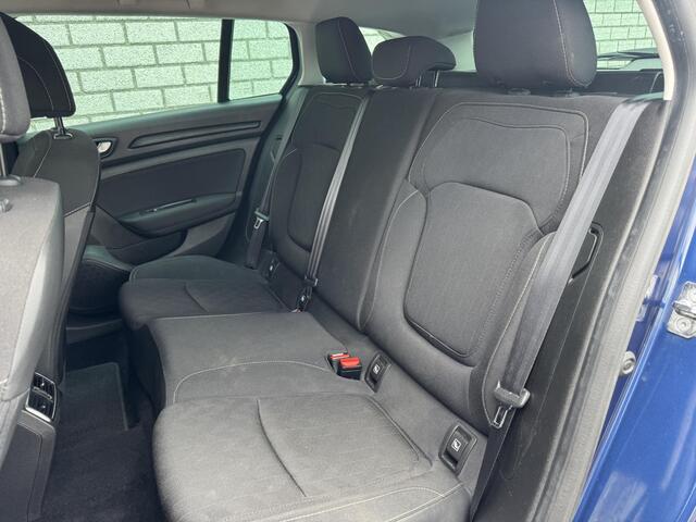 Renault MEGANE Estate 1.3 TCe Limited | Automaat | Trekhaak | Volledig Dealer Onderhouden | Navigatie |