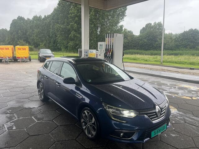 Renault MEGANE Bose Automaat|Pano|HUD|Stoelverw|Leer