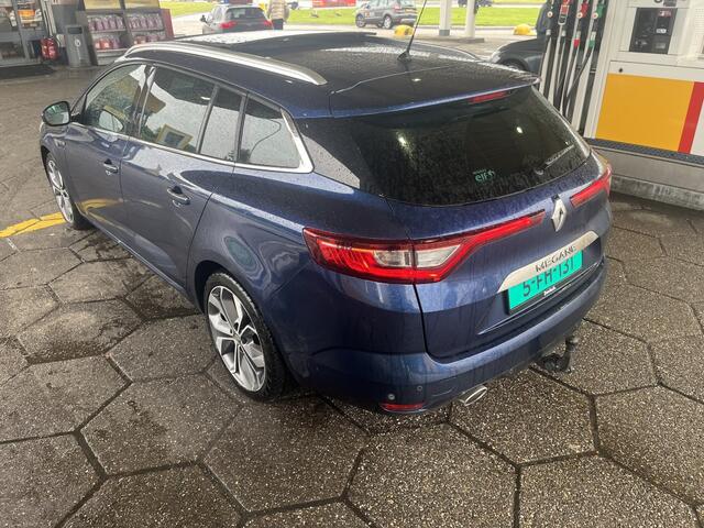 Renault MEGANE Bose Automaat|Pano|HUD|Stoelverw|Leer