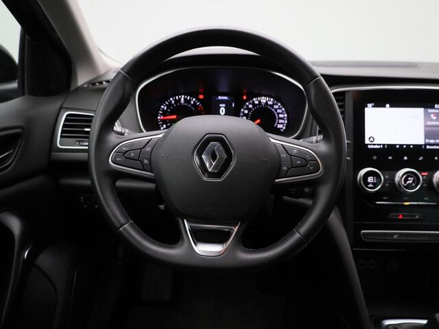 Renault MEGANE Grandtour TCe 140 Limited | Climate Control / ECC | Licht metalen velgen 16 inch | Cruise control Standaard | Navigatie | LED koplampen | Park Distance Control voor en achter | Achteruitrijcamera | Dakrailing |