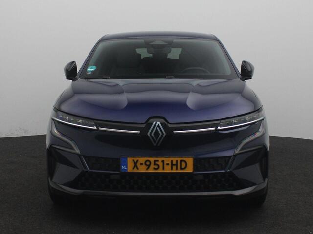 Renault MEGANE E-Tech EV60 Optimum Charge Techno | Apple Carplay/Android Auto | cruise control adaptief | electronic climate control | full-LED koplampen | lederen/stof bekleding | lichtmetalen velgen 20"| navigatiesysteem | rijstrooksensor met correctie | warmtepomp |