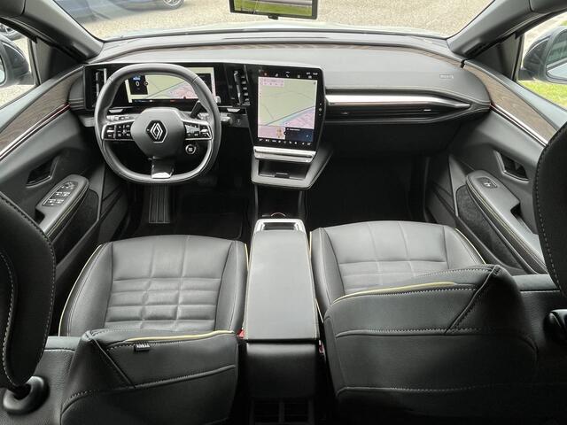 Renault MEGANE E-Tech EV60 Optimum Charge Iconic / 220PK /Ledr, Harmon Kardon