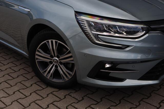 Renault MEGANE Estate 1.3 TCe Intens | Trekhaak | Camera | BOSE Audio |
