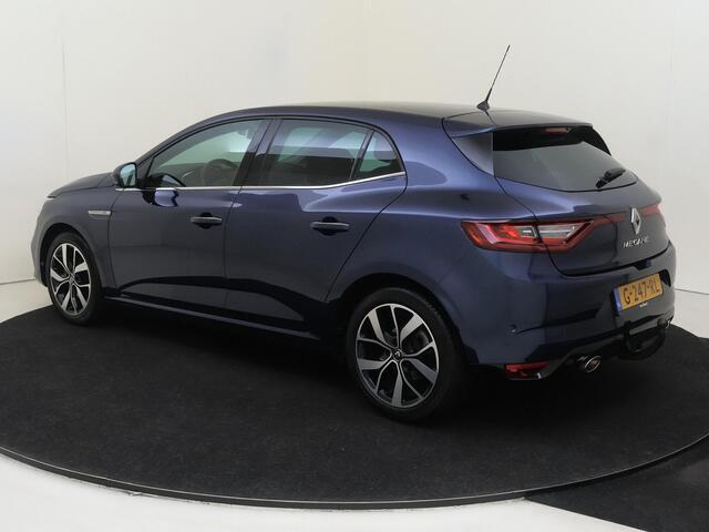 Renault MEGANE 1.3 TCe Bose | airco automatisch | Apple Carplay/Android Auto | cruise control | lederen/stof bekleding | lichtmetalen velgen 17" | navigatiesysteem full map |