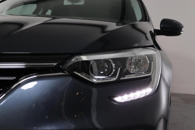 Renault MEGANE Estate 1.3 TCe Limited Trekhaak, Navigatie, Cruise Control, Bluetooth