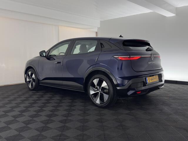 Renault MEGANE E-Tech EV60 Optimum Charge Evolution [3-Fase-11kW] {SoH-91%} (INCL-BTW) Aut. *FULL-LED | CAMERA | LANE-ASSIST | KEYLESS | NAVI-FULLMAP | CARPLAY | COMFORTSEATS | DIGI-COCKPIT | ECC | PDC | 18"ALU*