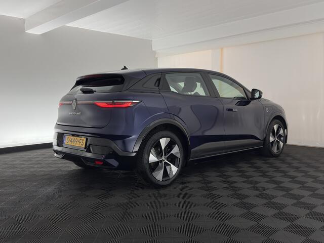 Renault MEGANE E-Tech EV60 Optimum Charge Evolution [3-Fase-11kW] {SoH-91%} (INCL-BTW) Aut. *FULL-LED | CAMERA | LANE-ASSIST | KEYLESS | NAVI-FULLMAP | CARPLAY | COMFORTSEATS | DIGI-COCKPIT | ECC | PDC | 18"ALU*