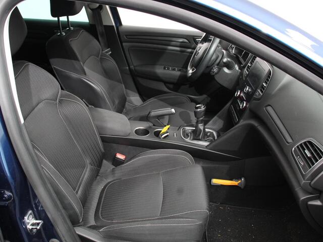 Renault MEGANE Estate 1.2 TCe Limited Climate control Cruise control Led Lichtmetalen velgen Navigatie Parkeersensoren achter
