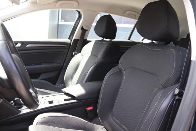 Renault MEGANE Estate 1.6 E-Tech Plug-In Hybrid 160 Zen, Stoel & Stuurverwarmd, Parkeerhulp, Cruise
