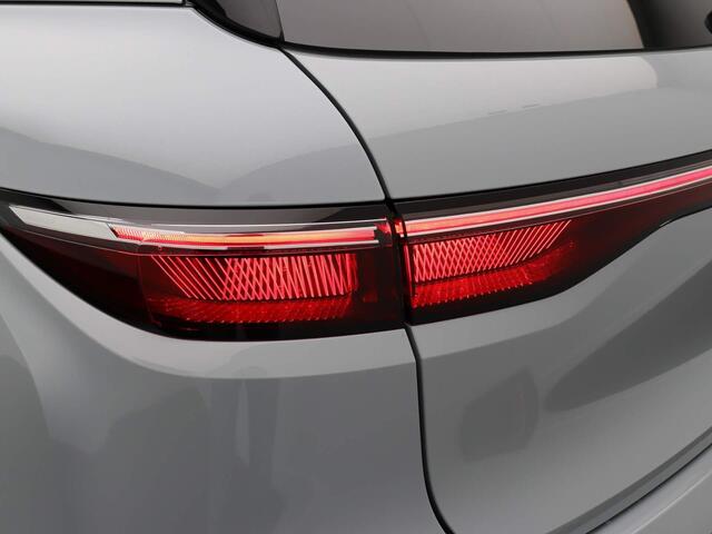 Renault MEGANE E-Tech comfort range techno 60 kWh | Active driver assist | 360 graden camera | Blind spot warning | All season banden |