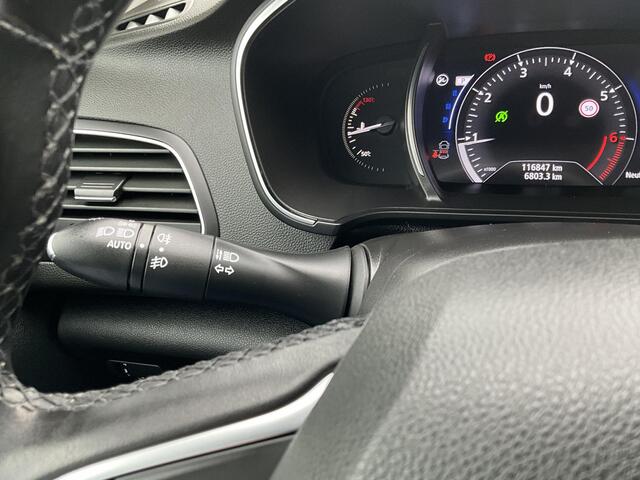 Renault MEGANE 1.3 TCe Bose