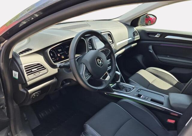 Renault MEGANE Estate 1.3 TCe EDC 140 Techno