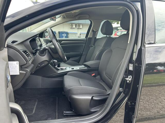 Renault MEGANE Estate 1.6 E-Tech Plug-In Hybrid 160 Business Zen / Dealer Onderhouden / Navigatie / Apple Carplay & Android auto / Parkeersensoren / Climate Control /