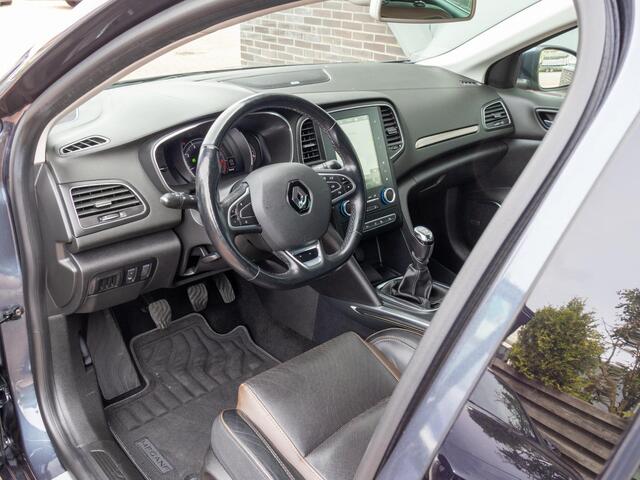 Renault MEGANE Estate 1.2 TCe Série Signature Exclusiv Leder Stuur/ Stoelverwarming LED