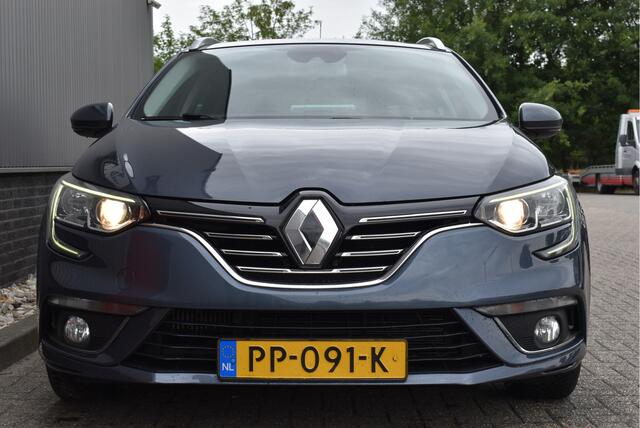 Renault MEGANE Estate 1.2 TCe Bose Adaptive cruise, Bose Audio, Trekhaak, PDC, Sfeer, NL-auto, Keyless