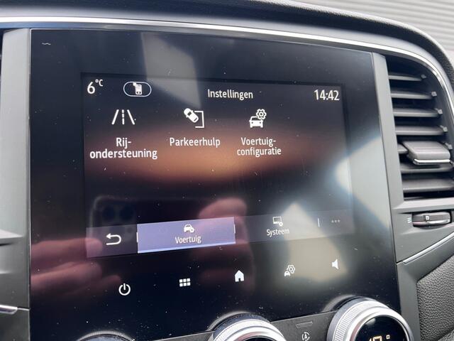 Renault MEGANE Estate 1.6 E-Tech Plug-In Hybrid 160pk Trekhaak/Carplay/LED