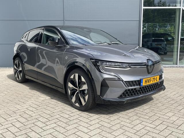 Renault MEGANE E-Tech comfort range Techno 60 kWh | Demo | Trekhaak | Stoelverwarming | Adaptive Cruise Control | Navigatie |