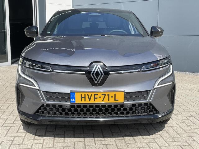 Renault MEGANE E-Tech comfort range Techno 60 kWh | Demo | Trekhaak | Stoelverwarming | Adaptive Cruise Control | Navigatie |
