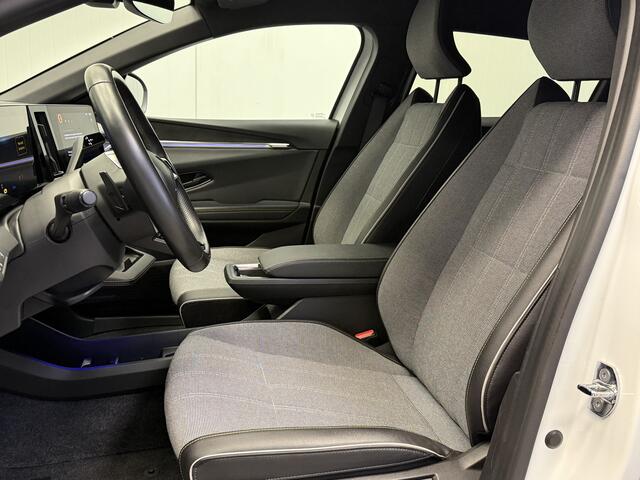 Renault MEGANE E-Tech EV40 Boost Charge Techno NAVI-CAMERA-PDC-AIRCO/ECC-TWO TONE-SOH 95,6%