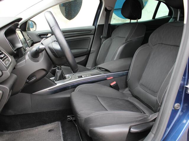 Renault MEGANE 1.3 TCe Limited | APPLE CARPLAY / ANDROID AUTO | CRUISE CONTROL |
