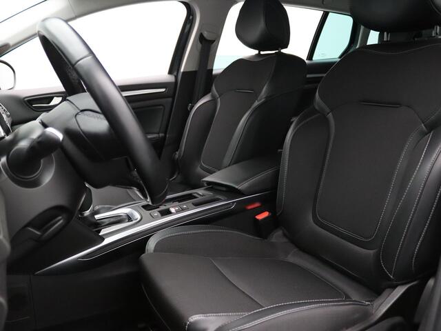 Renault MEGANE Estate E-Tech Plug-In Hybrid 160pk Intens Camera | Cruise | Navi | Parkeersens. v+a
