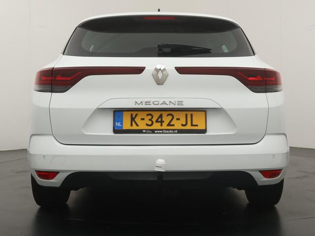 Renault MEGANE Estate 1.3 TCe Business Zen - Navigatie - Climate Control - Trekhaak - Cruise Control