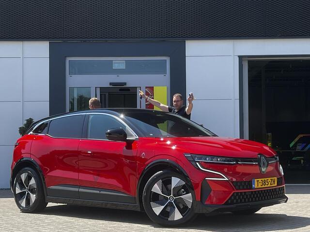 Renault MEGANE E-Tech EV60 Optimum Charge Techno | 13.650 km |