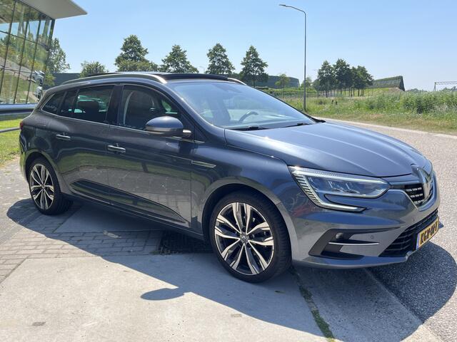 Renault MEGANE Estate 1.3 TCe Intens 140PK / Automaat / Camera / Open dak / Stoelverw.+Stuurverw. LMV /