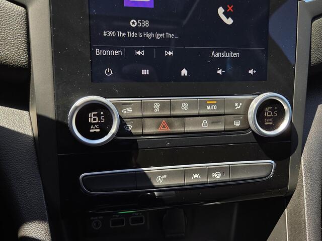 Renault MEGANE Estate 1.3 TCe Intens / Schuif-Kantel Dak / Trekhaak / Head Up Display / Achteruitrijcamera / Sensoren / Apple Carplay / Android Auto /