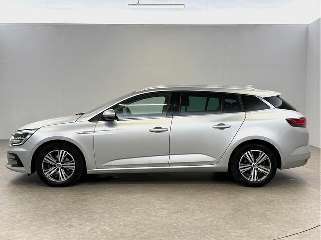Renault MEGANE 1.3 TCe Business Edition One | Camera | HuD | Virtual | Bose | Sfeer | Trekhaak | Carplay | Cruise