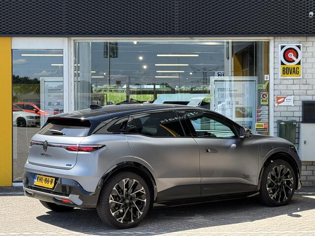 Renault MEGANE E-Tech comfort range esprit alpine 60 kWh | Demo | Pack Driving & Sound | Elektrische stoelen | Stoel & stuur verwarming | 360 graden camera | All Season |