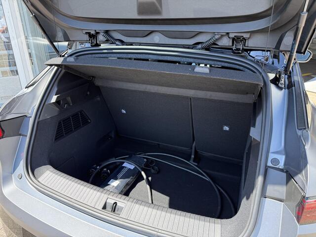 Renault MEGANE E-Tech comfort range esprit alpine 60 kWh | Demo | Pack Driving & Sound | Elektrische stoelen | Stoel & stuur verwarming | 360 graden camera | All Season |