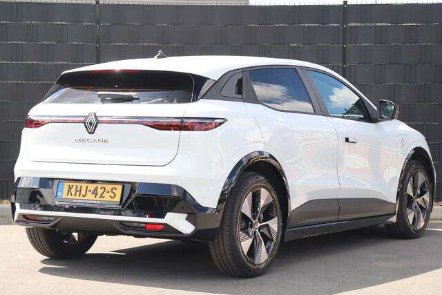 Renault MEGANE E-Tech EV40 Equilibre EV | Carplay | Camera | Airco | Cruise Control
