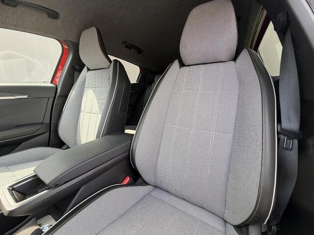 Renault MEGANE E-Tech comfort range techno 60 kWh / SOH 96 % / Fabrieksgarantie tot 9-2027 / Harman&Kardon / Dodehoek Detectie / 360 Camera / CCS Snelladen / Navigatie / Adaptieve Cruise / Stoelverwarming /