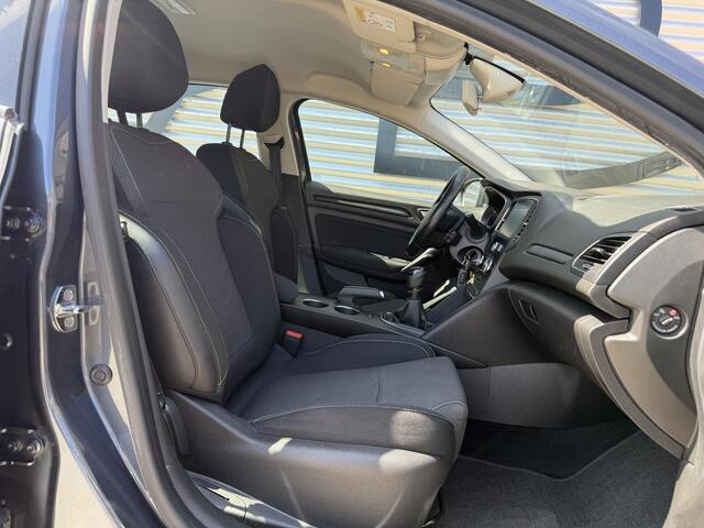 Renault MEGANE 1.2 TCe Limited 2e Eigenaar|Carplay|D-riem vv in 2024|PDC|Clima|Cruise|APK tot 01-2027