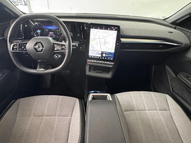 Renault MEGANE E-Tech EV60 Optimum Charge Techno | 95,6% SOH | Adaptive Cruise Control | Stoelverwarming | 360° Camera | Navigatie |