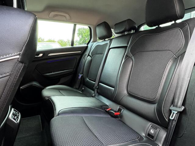 Renault MEGANE Estate 1.3 TCe Bose | Panoramadak | Head-up display |