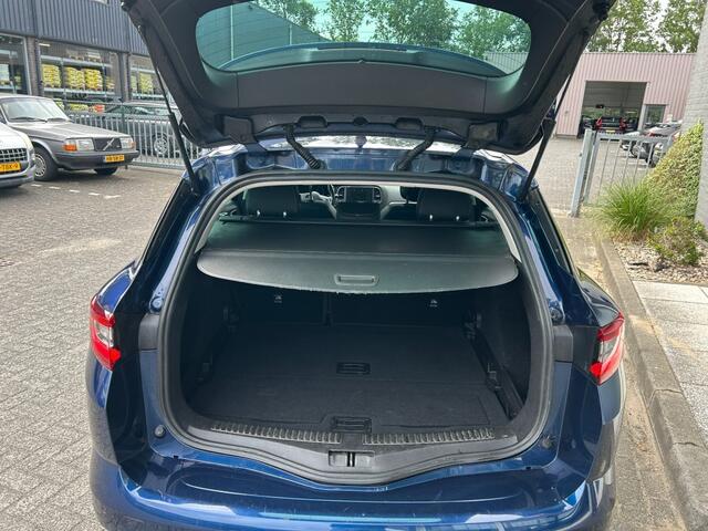 Renault MEGANE 1.3 TCE BOSE ESTATE